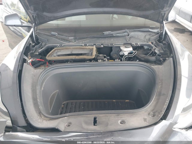 2021 TESLA MODEL Y 5YJYGDED6MF103805 Photo 9