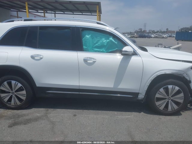 Mercedes-Benz ed 2023 W1N9M0CB7PN034158 Image 13