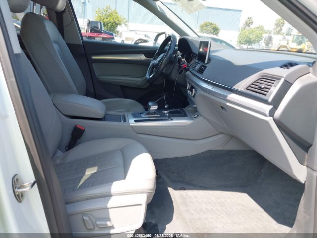 2019 AUDI Q5 WA1BNBFY7K2116543 Photo 4