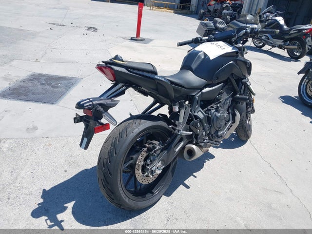 JYARM32Y8NA000955 Yamaha Mtn690 (mt-07)