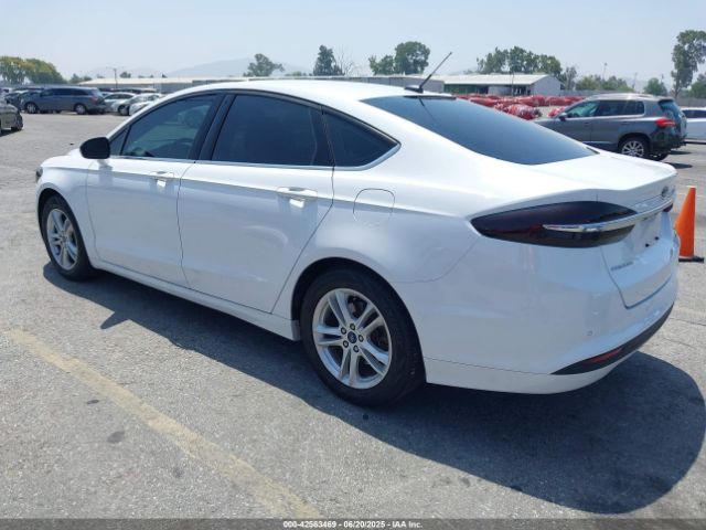 2018 FORD FUSION 3FA6P0HD1JR162742 Photo 2