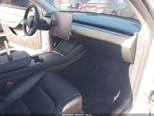 2021 TESLA MODEL Y 5YJYGDEE4MF184389 Photo 4