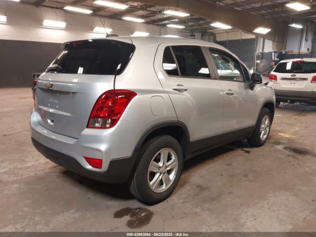 2022 CHEVROLET TRAX KL7CJNSMXNB555960 Photo 3