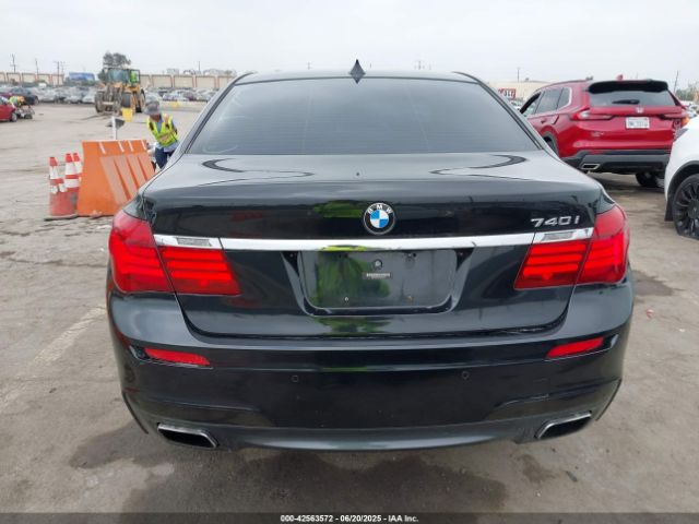 WBAYA6C54FG273188 BMW 740I