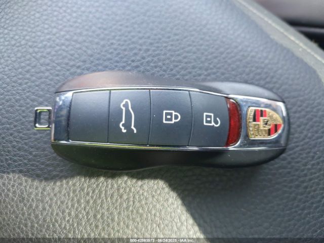 2025 PORSCHE MACAN WP1AA2A50SLB06424 Photo 10