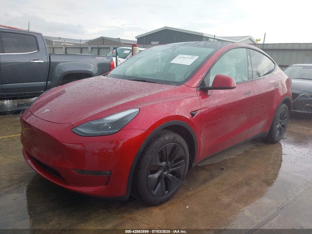 2025 TESLA MODEL Y 7SAYGDEEXSA347527 Photo 1