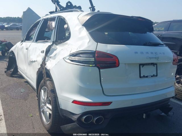 2015 PORSCHE CAYENNE WP1AB2A28FLA61239 Photo 2
