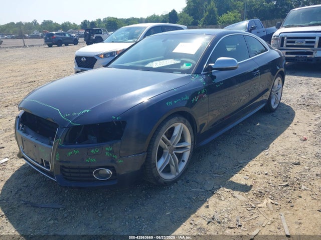 2010 AUDI S5 WAUVVAFR2AA044190 Photo 1