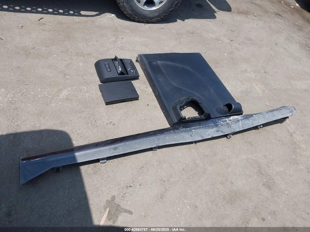 2C4RDGEG1GR329865 Dodge Grand Caravan