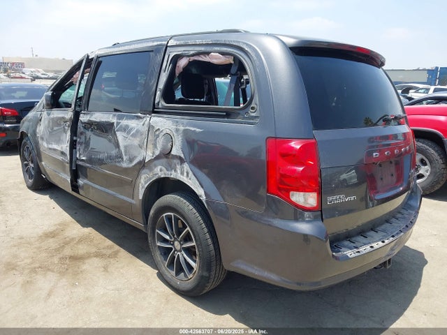 2C4RDGEG1GR329865 Dodge Grand Caravan