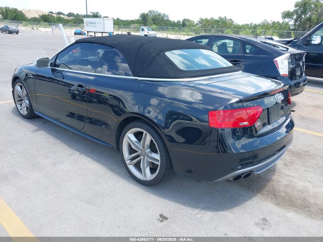 2013 AUDI S5 WAUVGAFH4DN003963 Photo 2