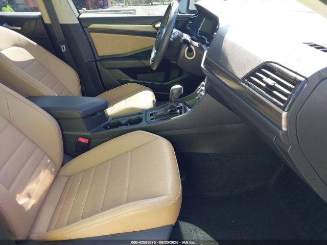 2021 VOLKSWAGEN JETTA 3VWE57BU2MM047028 Photo 4