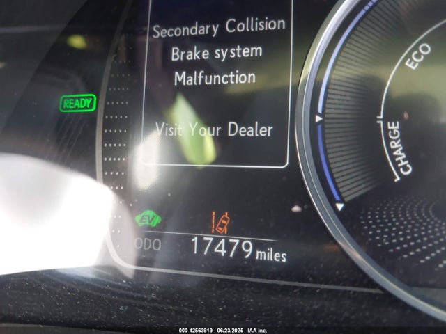 58ADA1C14PU030909 Lexus a25a-fxs, 3nm