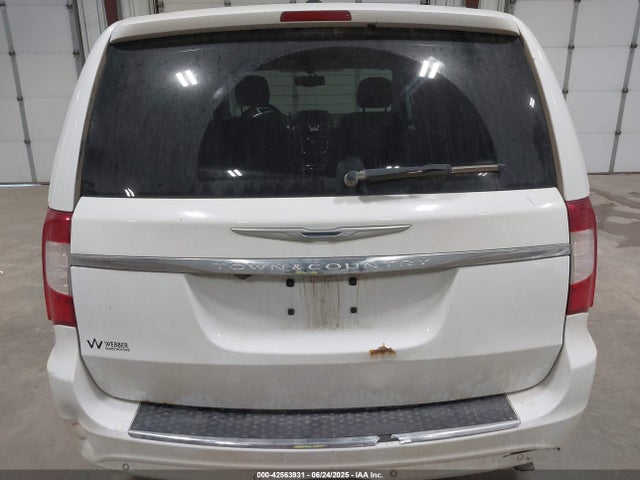 2C4RC1CG7GR138454 Chrysler Town and Country