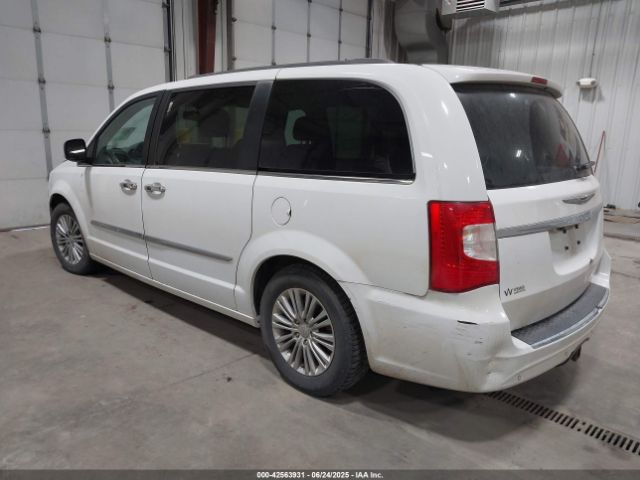 2016 CHRYSLER TOWN & COUNTRY 2C4RC1CG7GR138454 Photo 2