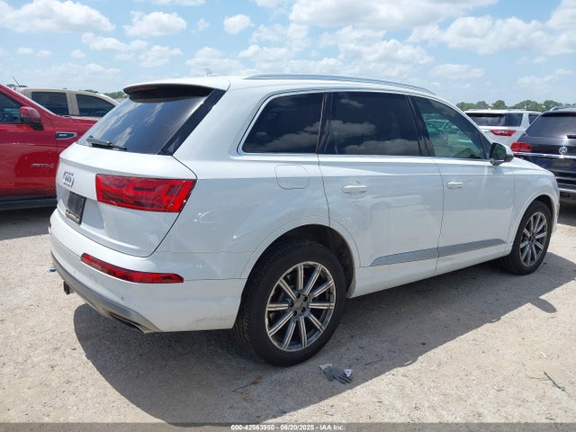 2019 AUDI Q7 WA1LHAF79KD025758 Photo 3