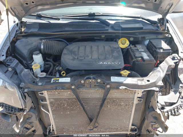 2C4RDGEG8JR222464 Dodge Grand Caravan