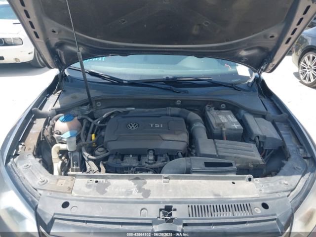 1VWBS7A35EC098479 Volkswagen Passat