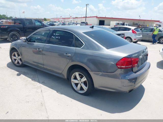 1VWBS7A35EC098479 Volkswagen Passat
