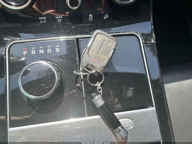 2019 LAND ROVER RANGE ROVER VELAR SALYL2FV1KA210203 Photo 10