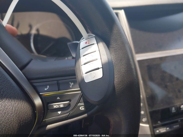 Infiniti 2018 2018 JN1FV7AP9JM640169 Image 11