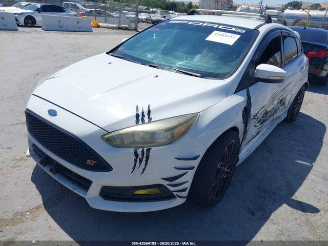 Ford 2015 2015 1FADP3L98FL306837 Image 2