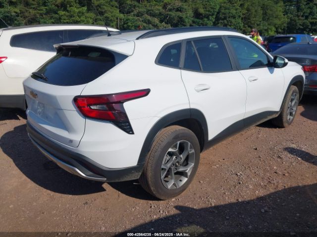 2025 CHEVROLET TRAX KL77LHEP7SC147103 Photo 3