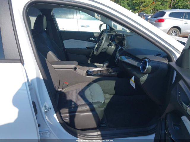 2025 CHEVROLET TRAX KL77LHEP7SC147103 Photo 4
