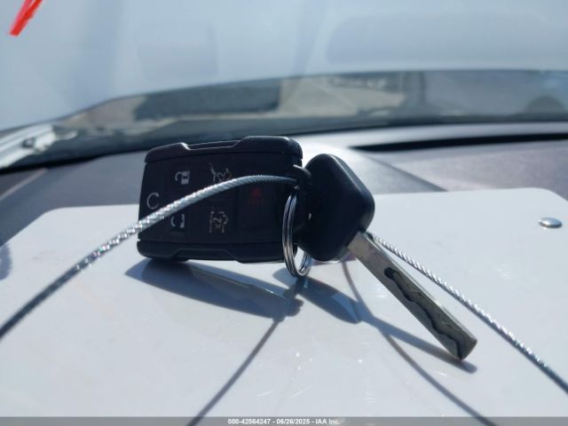 2018 CHEVROLET SUBURBAN 1GNSKHKC7JR235556 Photo 10