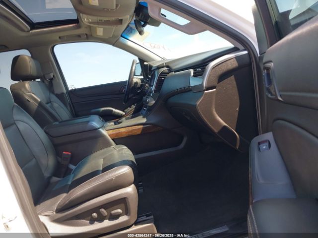 2018 CHEVROLET SUBURBAN 1GNSKHKC7JR235556 Photo 4