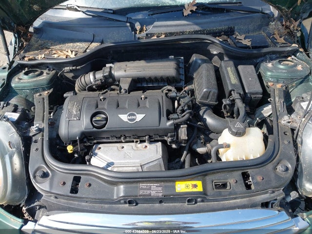 2011 MINI COOPER WMWSU3C53BT183060 Photo 9