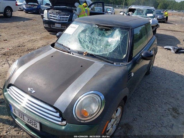2011 MINI COOPER WMWSU3C53BT183060 Photo 5