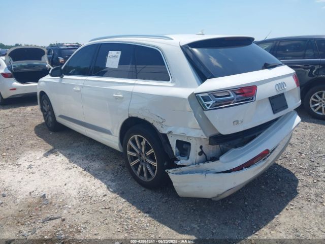 2019 AUDI Q7 WA1LAAF70KD024096 Photo 2