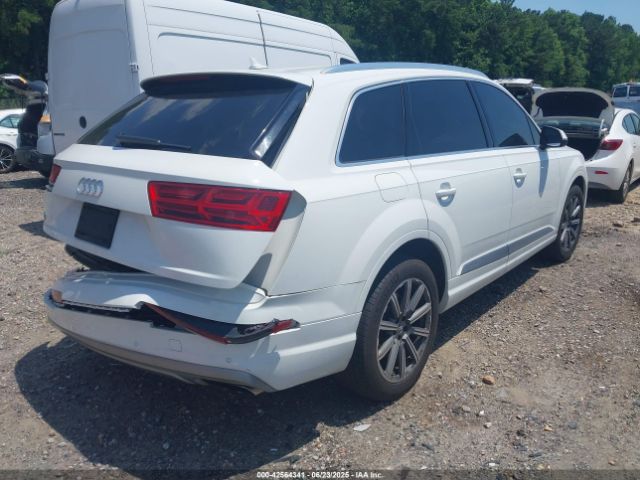 2019 AUDI Q7 WA1LAAF70KD024096 Photo 3