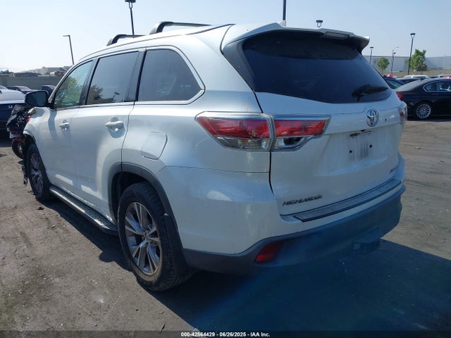 Toyota 2gr-fe 2014 5TDJKRFH1ES030953 Image 3