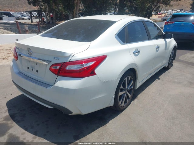 1N4AL3AP2GC245728 Nissan 2016