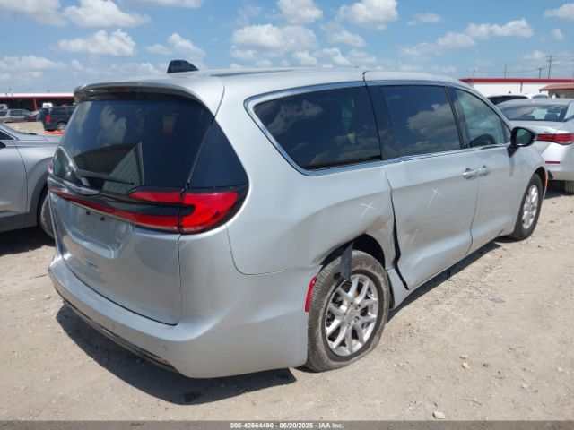 2024 CHRYSLER PACIFICA 2C4RC1BG4RR172405 Photo 3
