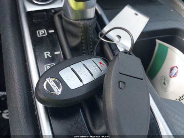 3N1AB8CV2NY273090 Nissan Sentra