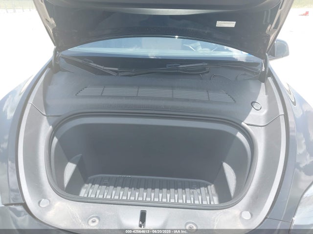 2024 TESLA MODEL Y 7SAYGAEE1RF168188 Photo 9
