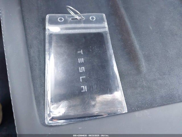 2025 TESLA MODEL 3 5YJ3E1EA8SF978613 Photo 10