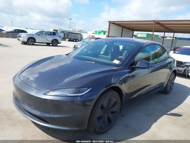 2025 TESLA MODEL 3 5YJ3E1EA8SF978613 Photo 1