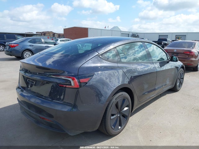 2025 TESLA MODEL 3 5YJ3E1EA8SF978613 Photo 3
