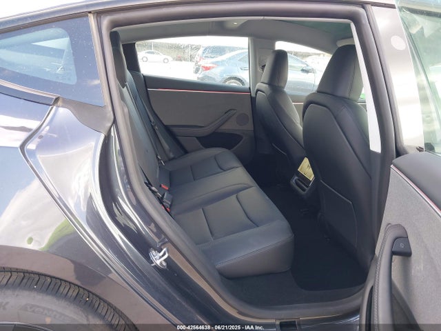 2025 TESLA MODEL 3 5YJ3E1EA8SF978613 Photo 7