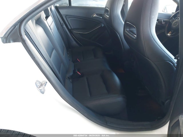 Mercedes-Benz m270 2019 WDDSJ4EB2KN741592 Image 8