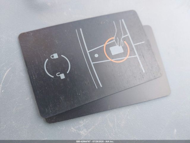 2021 TESLA MODEL Y 5YJYGAEE5MF247174 Photo 10