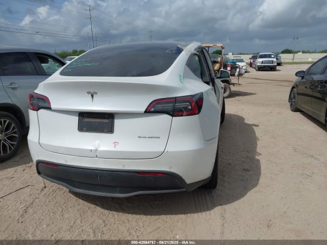 2021 TESLA MODEL Y 5YJYGAEE5MF247174 Photo 3