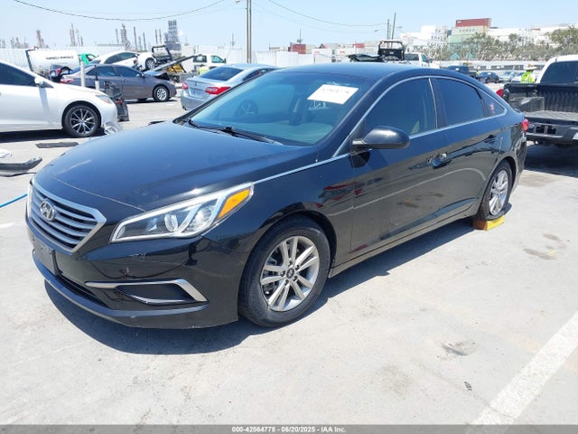 Hyundai Sonata 2017 5NPE24AF5HH575428 Image 2