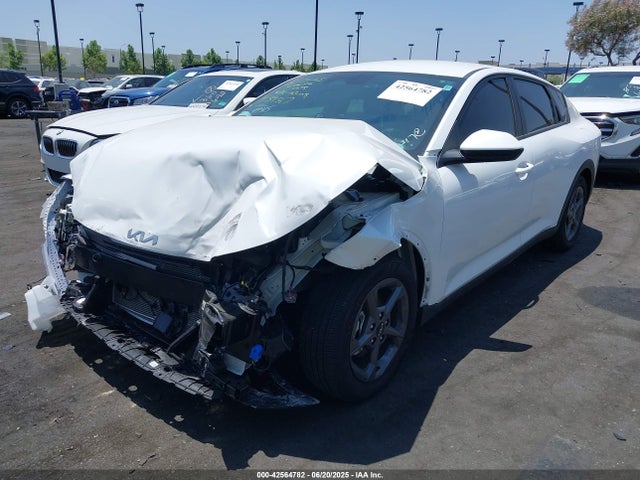 KIA k4 2025 3KPFT4DE5SE099505 Image 2