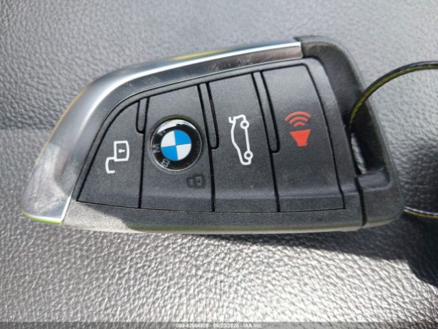 5UX53DP09R9V07657 BMW X3