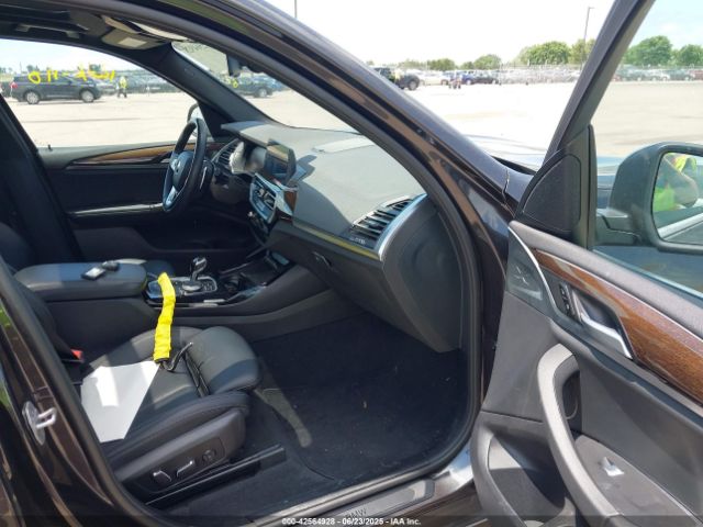 5UX53DP09R9V07657 BMW X3